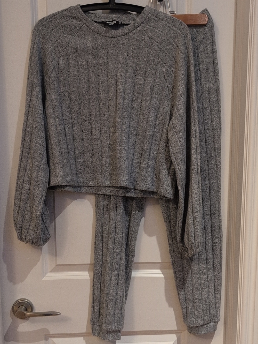 Missguided Gray Ribbed Crewneck Sweater Set